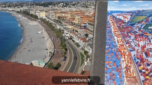 Vue plongeante sur la baie des anges à partir de la Tour Bellanda au château de Nice.