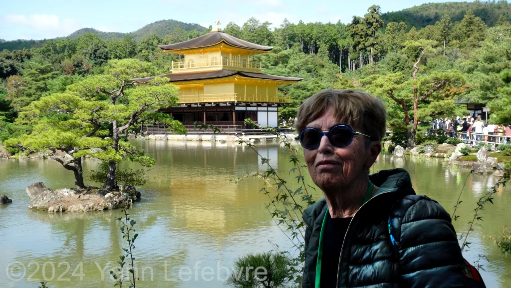 Japon - Kyoto - Kinkaku ji - le célèbre Pavillon d’Or avec Antoinette par Yann Lefebvre