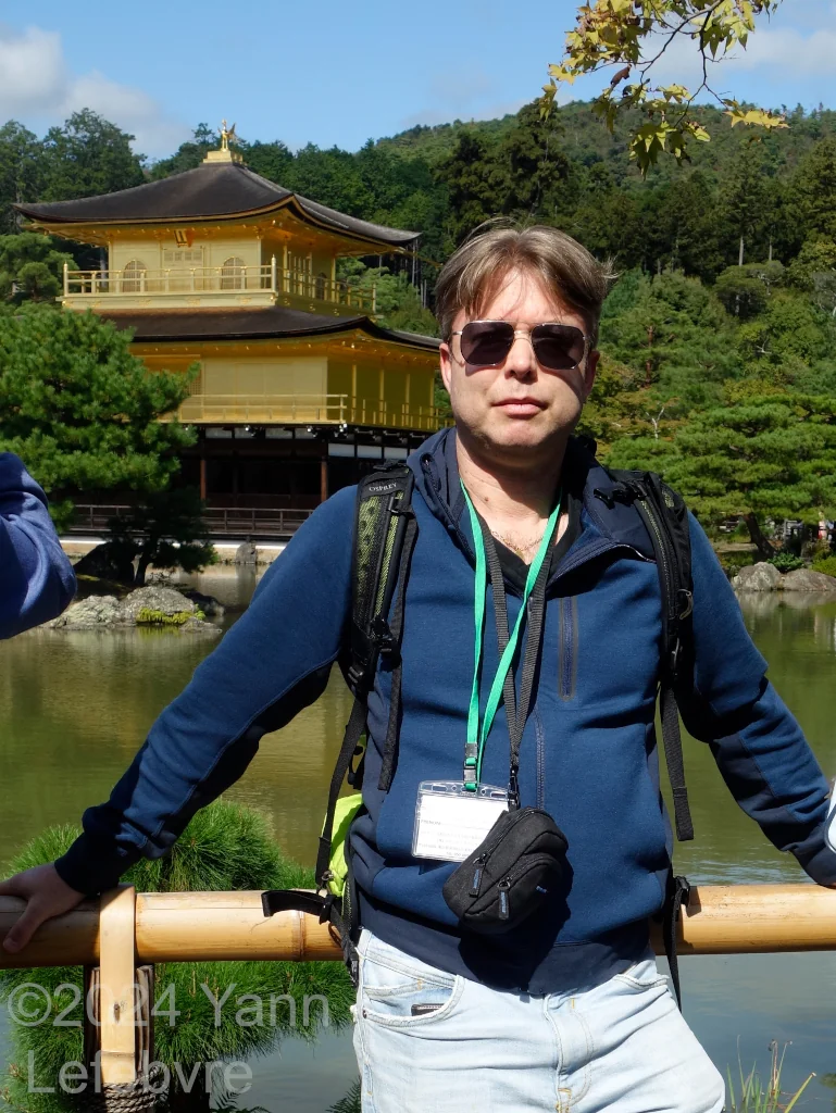 Japon - Kyoto - Kinkaku ji - le célèbre Pavillon d’Or avec Yann Lefebvre