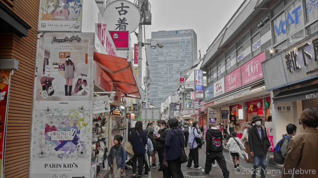 Le quartier de Harajuku est le quartier du kawai et de la mode par Yann Lefebvre