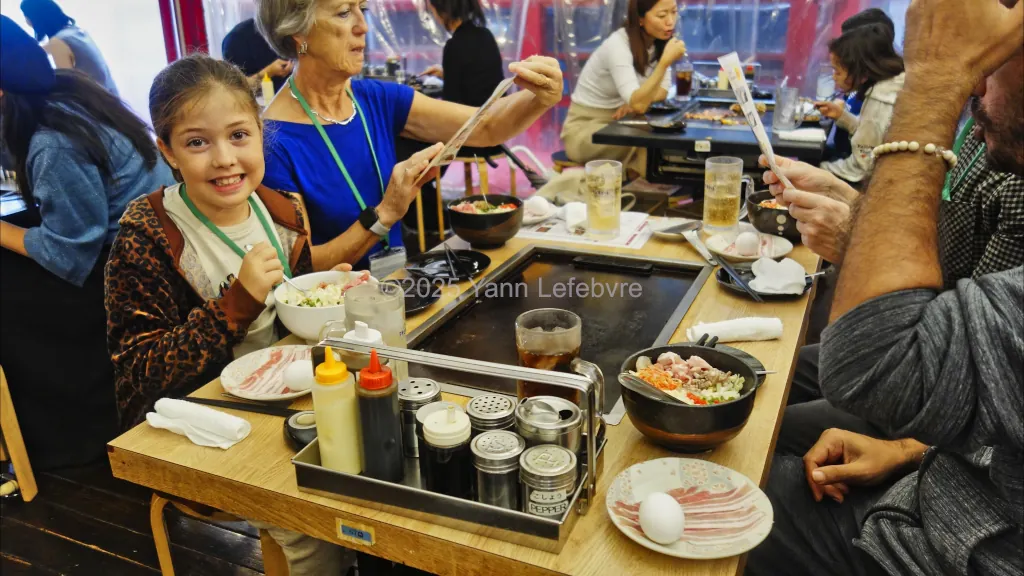 Quartier kawai et de la mode : repas dans un restaurant à l'image du quartier par Yann Lefebvre