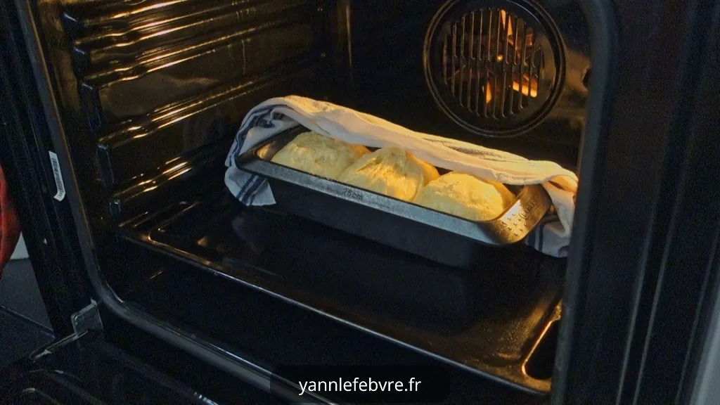 Délicieuse brioche à la fleur d'oranger, moelleuse et parfumée, parfaite pour un petit-déjeuner gourmand ou une pause sucrée par yann Lefebvre 2025