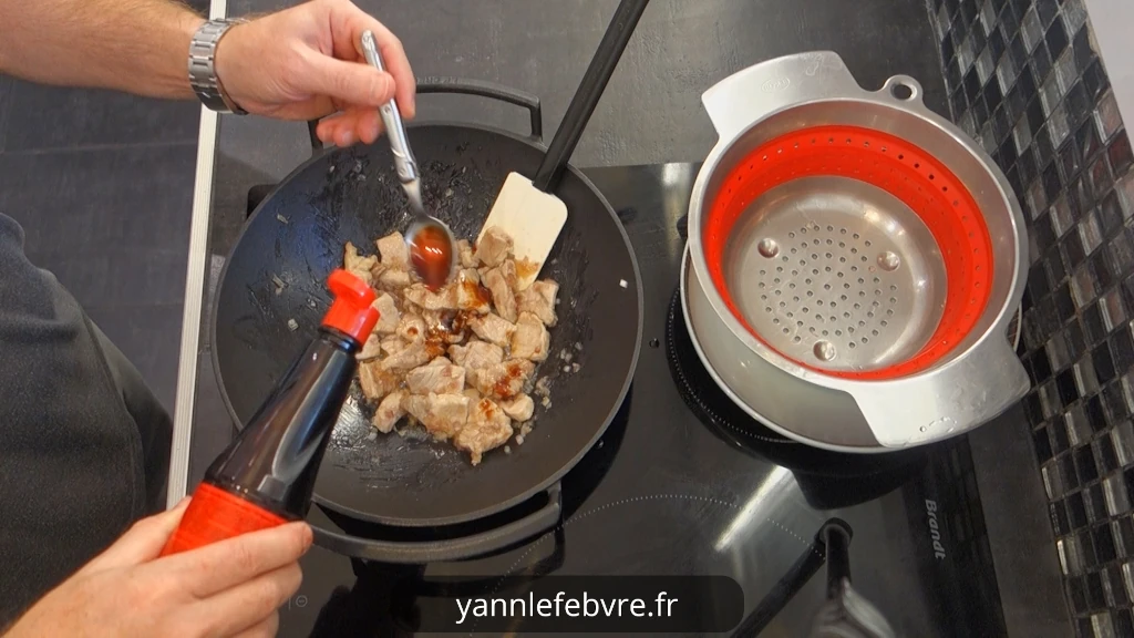 MOO WAN : La Meilleure Recette de Porc au Caramel Thaïlandais Ultra Fondant et Facile ! par Yann Lefebvre