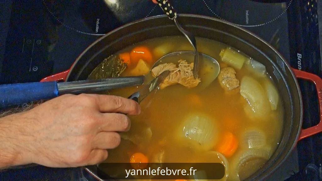 Blanquette de veau traditionnelle servie avec sauce crème par Yann Lefebvre