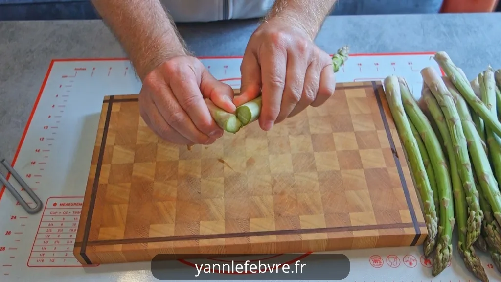 Comment Faire une Délicieuse Tarte Asperges & Brocciu (Pâte au Piment d’Espelette) par Yann Lefebvre