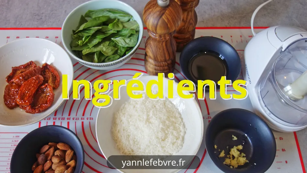 Pesto tomates séchées : une recette maison intense et rapide. Découvrez ma version personnelle, les astuces pour une texture parfaite et des idées pour l'utiliser au quotidien. Bien mieux qu'un pot du commerce ! par Yann Lefebvre