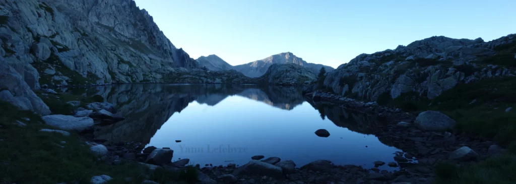 Bivouac aux lacs des Bresses : Au dessus du Lac Nègre par Yann Lefebvre