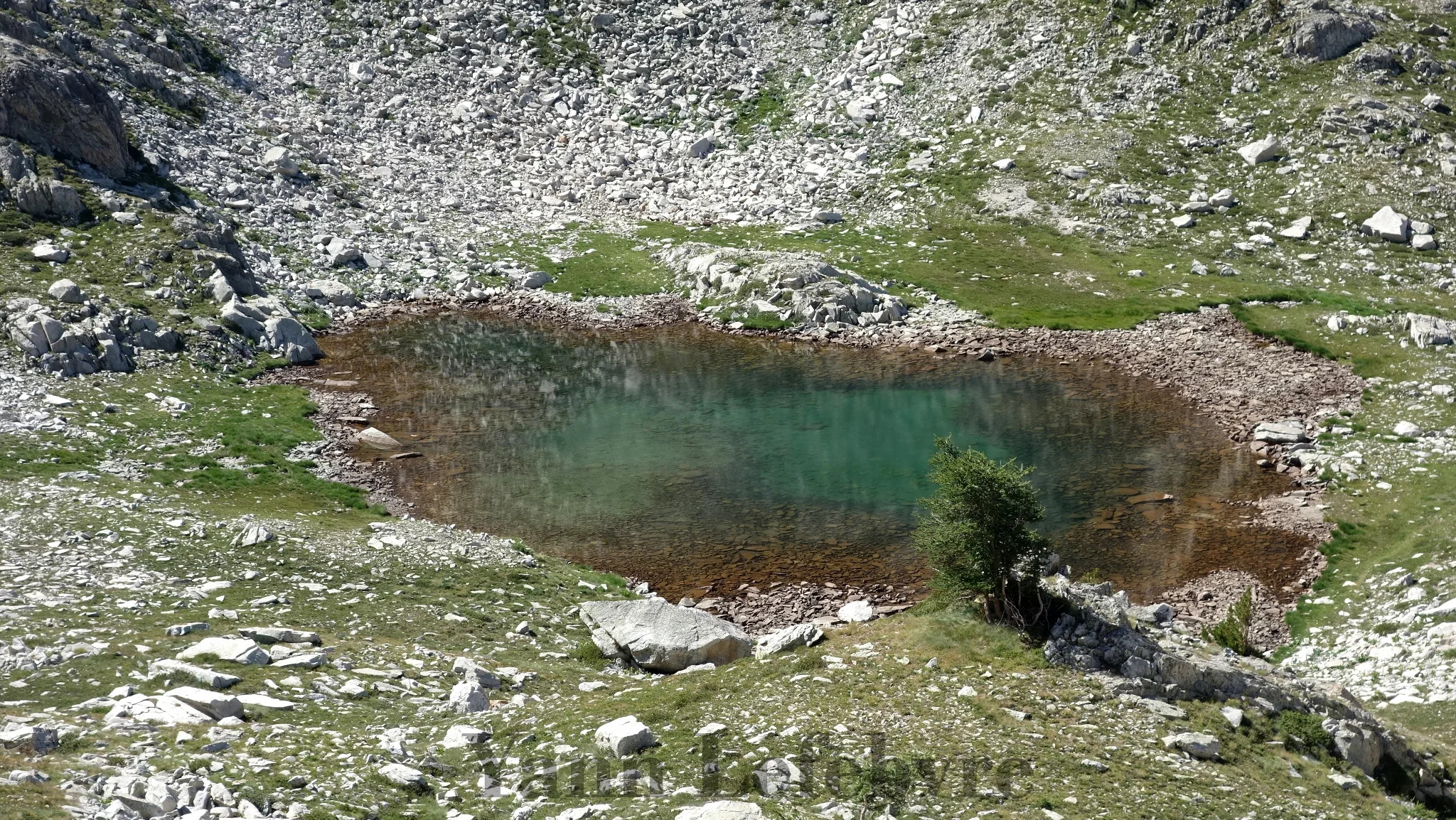 colfremamorte-lacpiedbaisserogue Col de Frémamorte par Yann Lefebvre